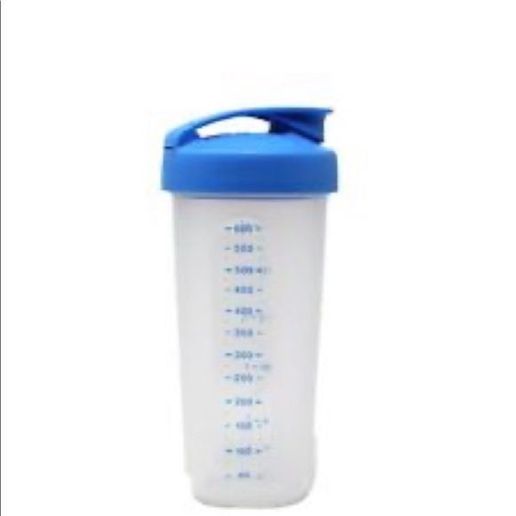 TUPPERWARE QUICK SHAKE - Picture 1 of 3